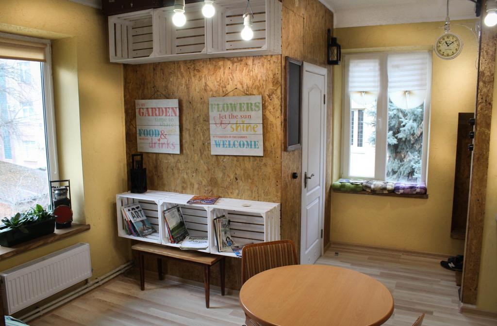 Apartment On Zaliznychna Lviv Eksteriør bilde