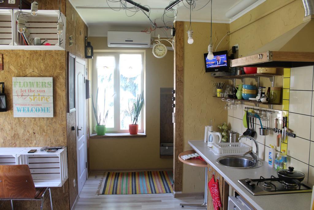 Apartment On Zaliznychna Lviv Eksteriør bilde